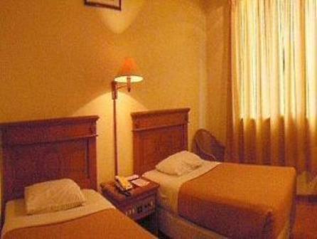 Amans Hotel Ambon Quarto foto